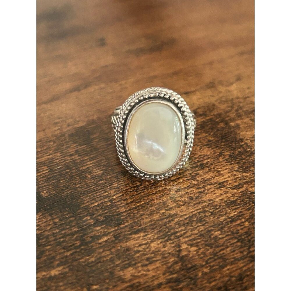 White Stone Ring - Picture 2 of 5